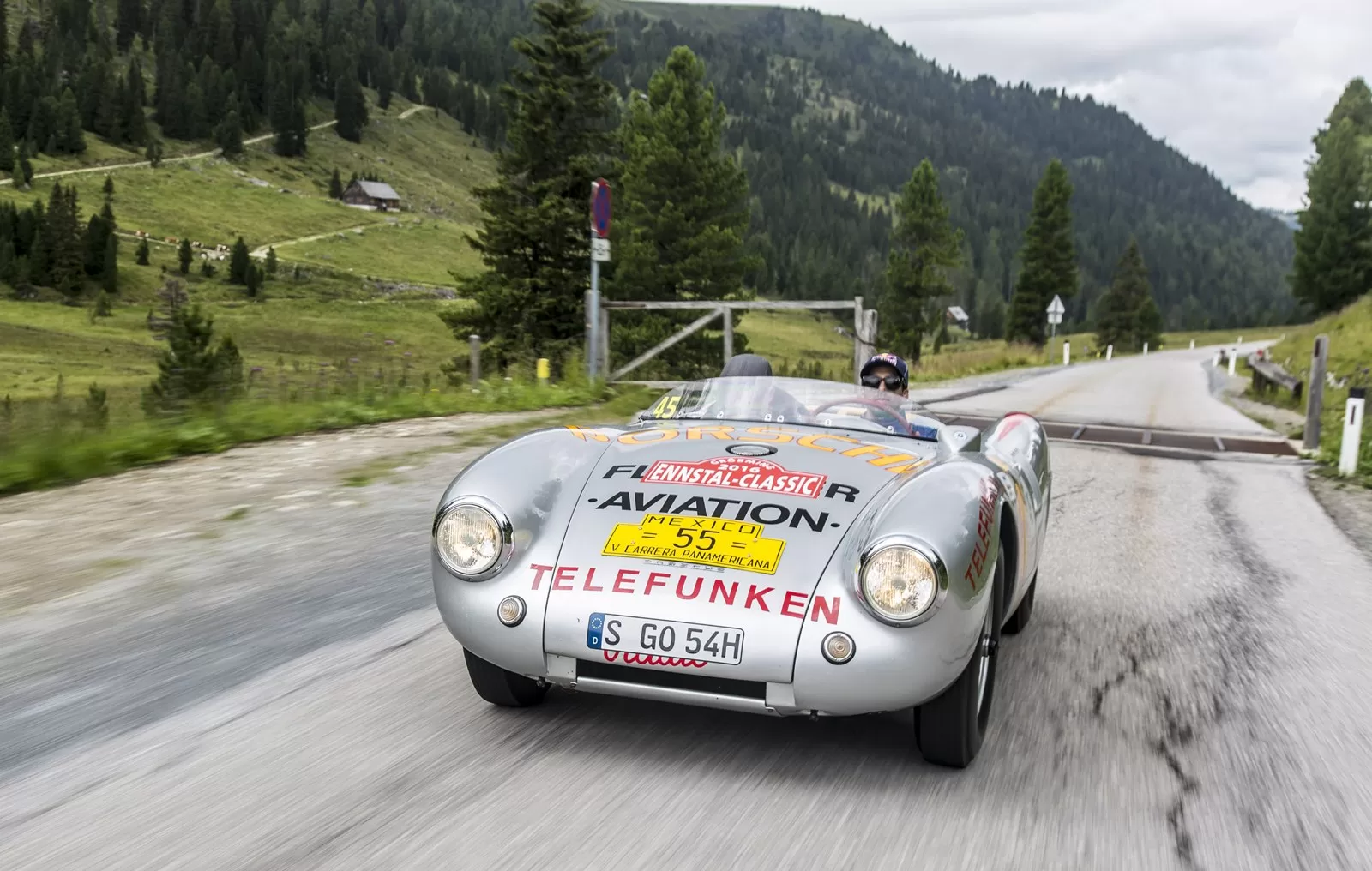 Музей Porsche представляет на ралли Ennstal Classic одиннадцать редких спорткаров
